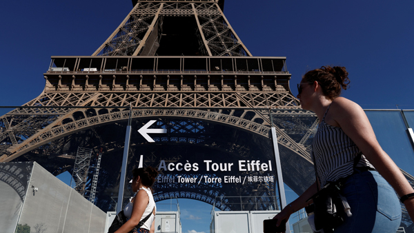 휴가철 맞은 유럽 관광지에서 코로나 재확산