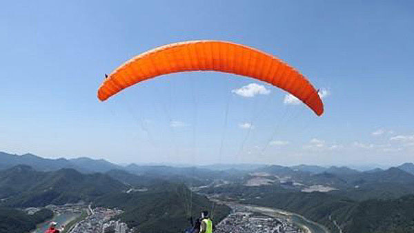 인도 서부서 패러글라이딩하던 한국인 50대 추락 사망