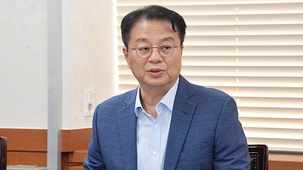 수해 현장 찾은 기재차관 "재해복구비·보험금 신속 지급"