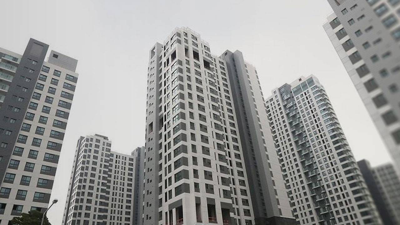 청약 시장 양극화‥서울은 66대 1, 지방은 9.8대 1