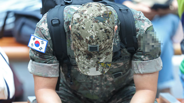 다음달부터 신병교육대 입소 훈련병도 휴대전화 사용 가능