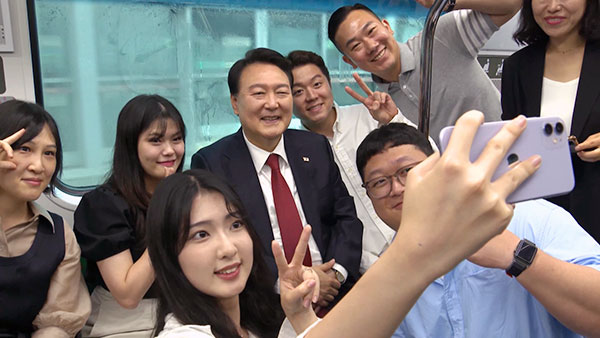 대곡~소사선 시승한 윤 대통령 "수도권 출퇴근 30분대 시대 열겠다"