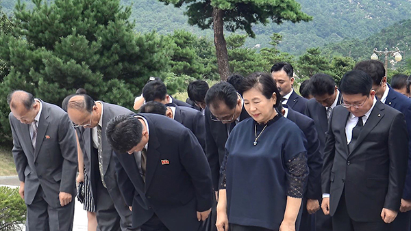 북 외무성, 현정은 방북 추진에 "검토해볼 의향도 없어"