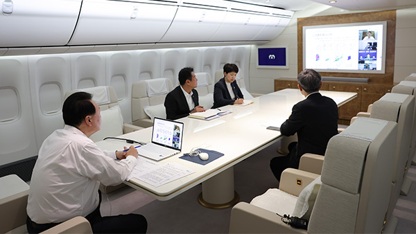 대통령실 "윤 대통령, 순방기간 동안 호우 상황 실시간 보고·지시"