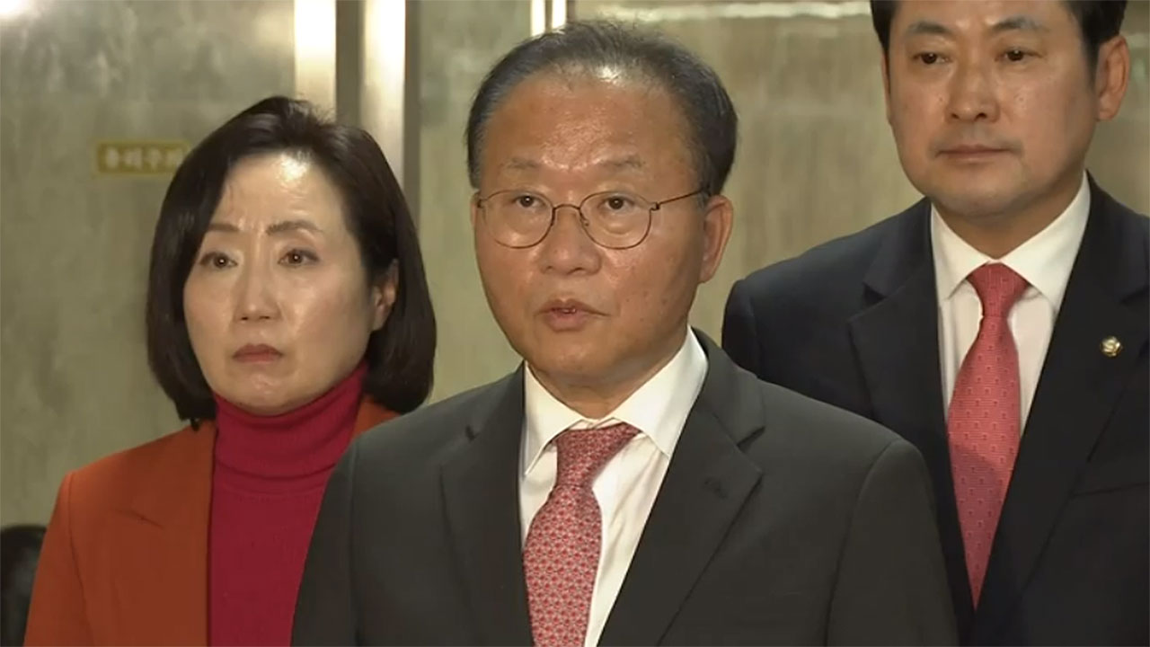 국민의힘, 긴급의총서 당 대표 재신임 결정 "김기현 중심으로 혁신"