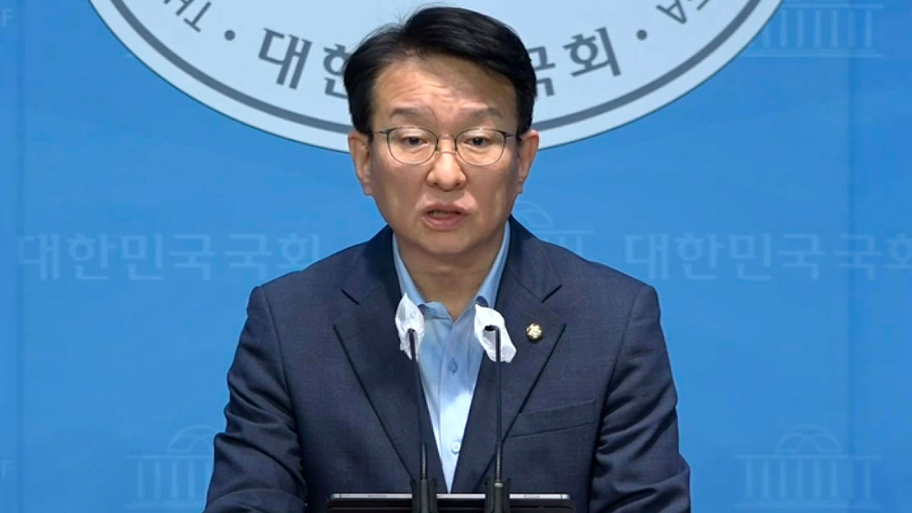 민주당 "윤 대통령, 정말 변하겠다면 내각 쇄신·국정 대전환 해야"