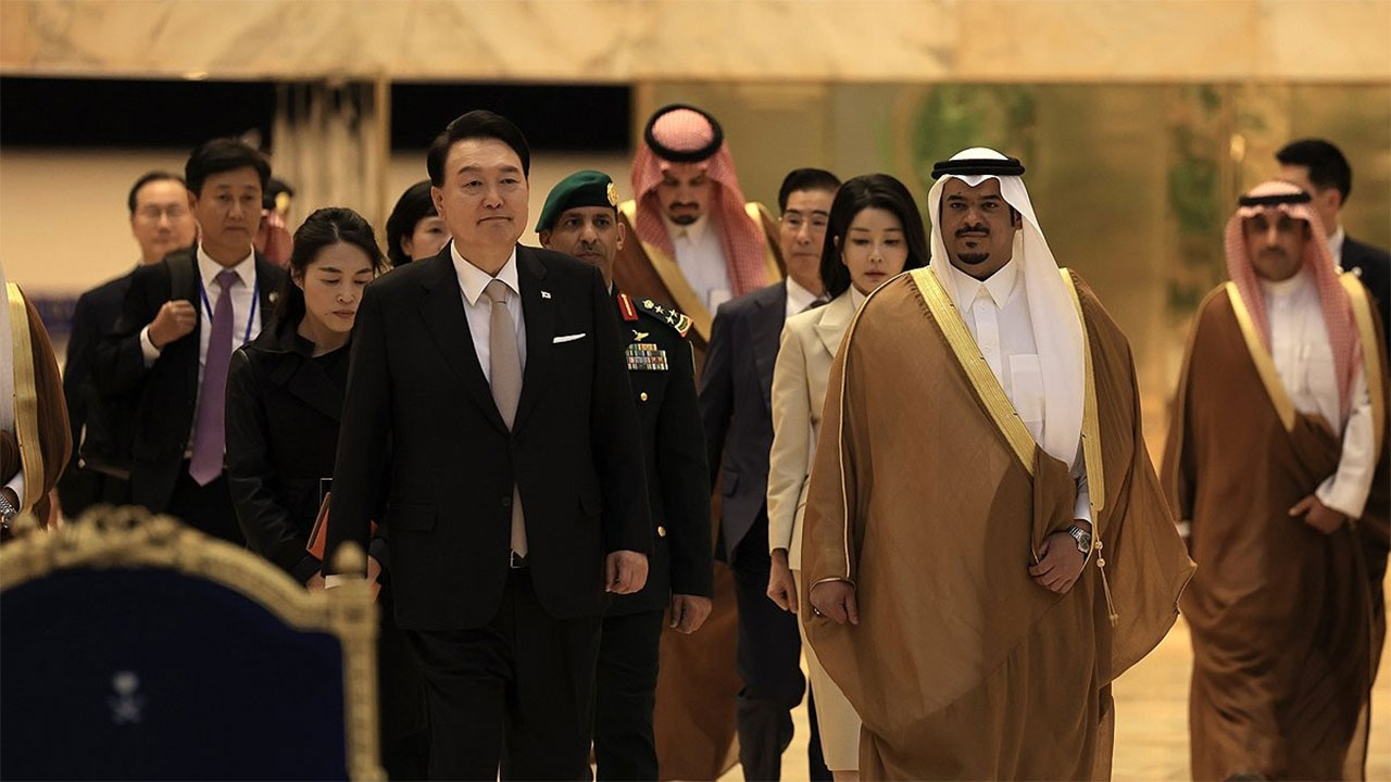 윤 대통령, 사우디 탈석유 "'비전2030'에 기여할 것‥수소·원전 협력"