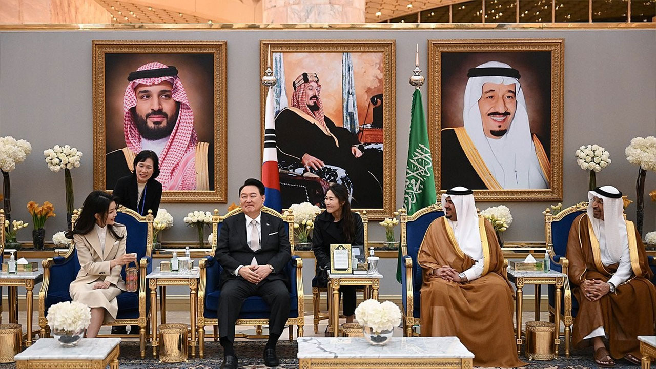 윤 대통령, 사우디 탈석유 "'비전2030'에 기여할 것‥수소·원전 협력"