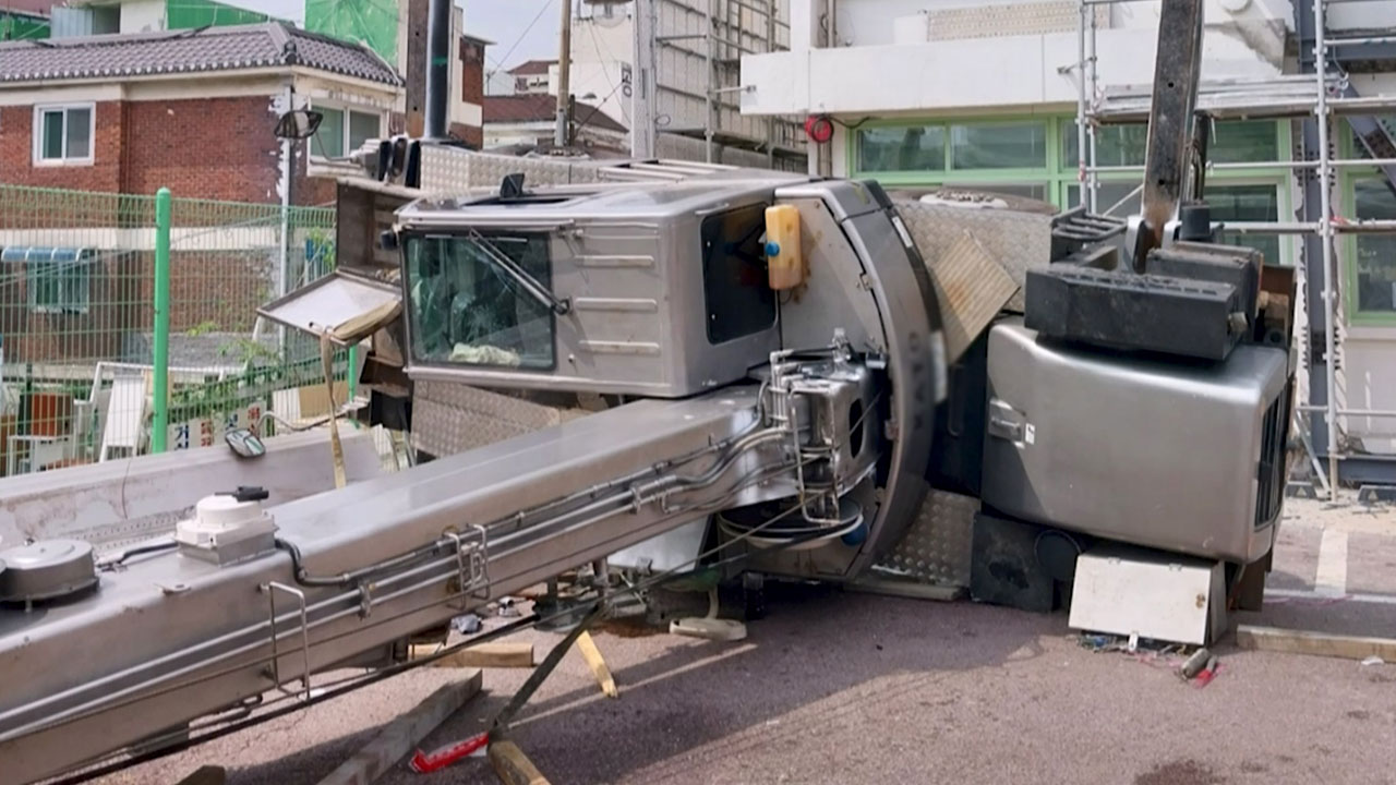 인천 남동구 만수초등학교 주차장서 기중기 전도‥1명 경상