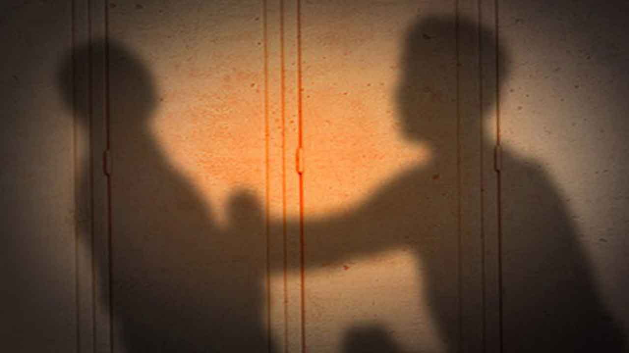 "하굣길 고등학생들 시끄러워 실랑이"‥흉기 휘두른 30대 남성 검거