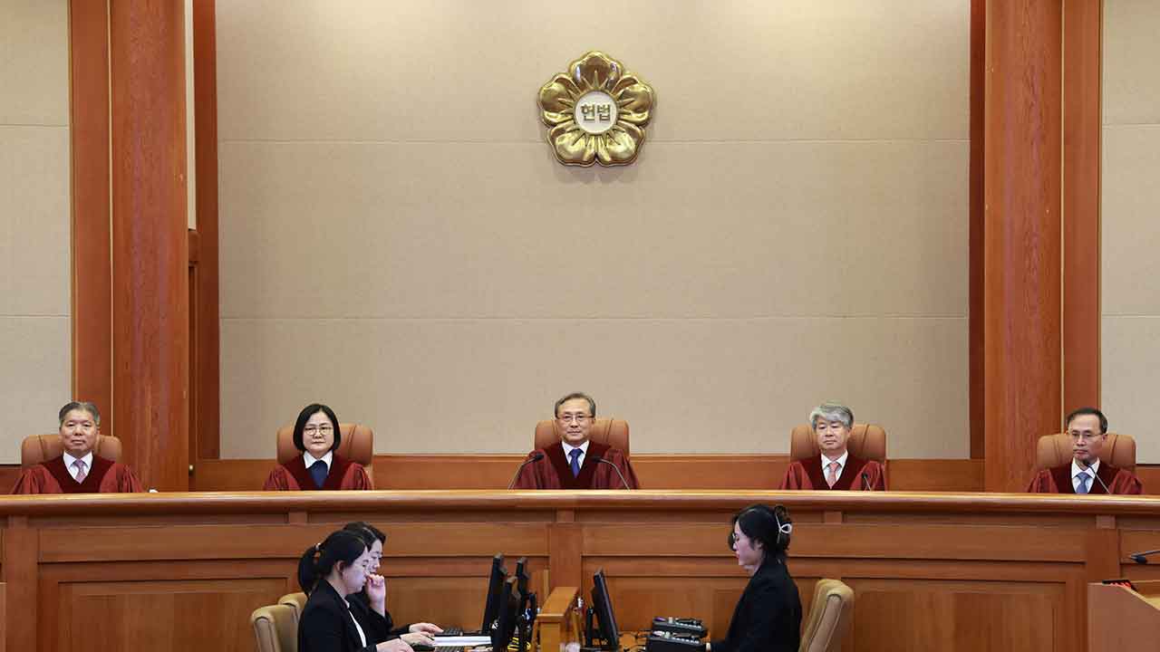 헌재 "법사위, '노란봉투법' 심사절차 지연‥직회부 문제없어"