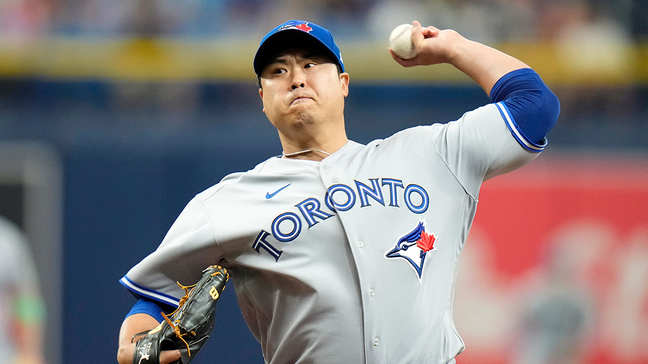 류현진 홈런 3방으로 4.1이닝 5실점‥패전은 모면