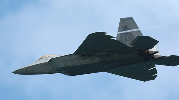 세계 최강 전투기 바뀌나‥미, F-22 넘을 '6세대기' 개발 착수