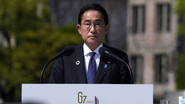 기시다 "김정은과 회담 성사 위해 北과 고위급 협의 원해"