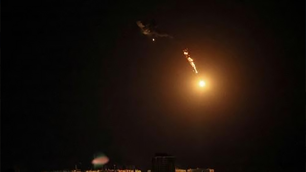 러, 키이우 건립기념일에 최대 드론공습‥"F-16 제공 용납 못해"