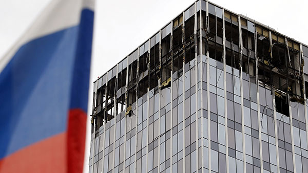 모스크바 경제 중심부에 날아온 드론‥건물 파손·공항 폐쇄