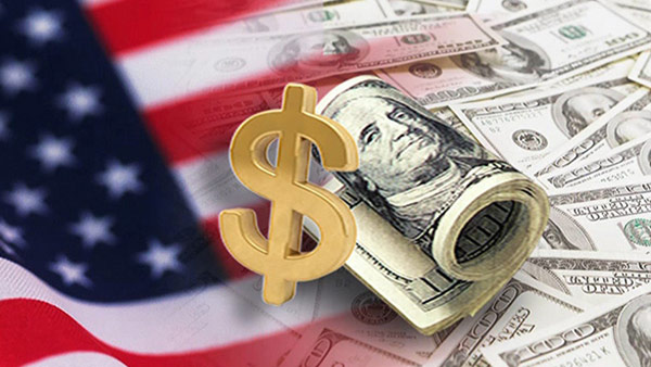 미국 인플레 압박 속 카드대출 분기 사상최대 1조 달러 전망