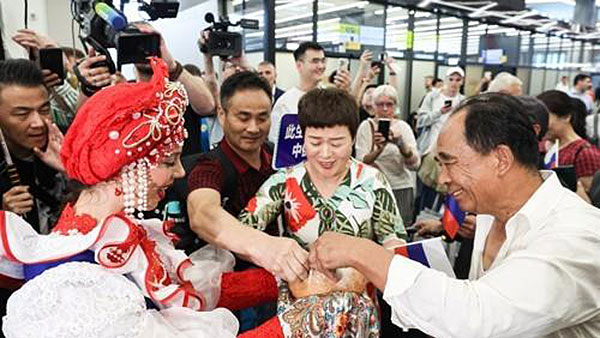 中 단체관광객, 무비자로 러시아 입국‥코로나19 이후 처음