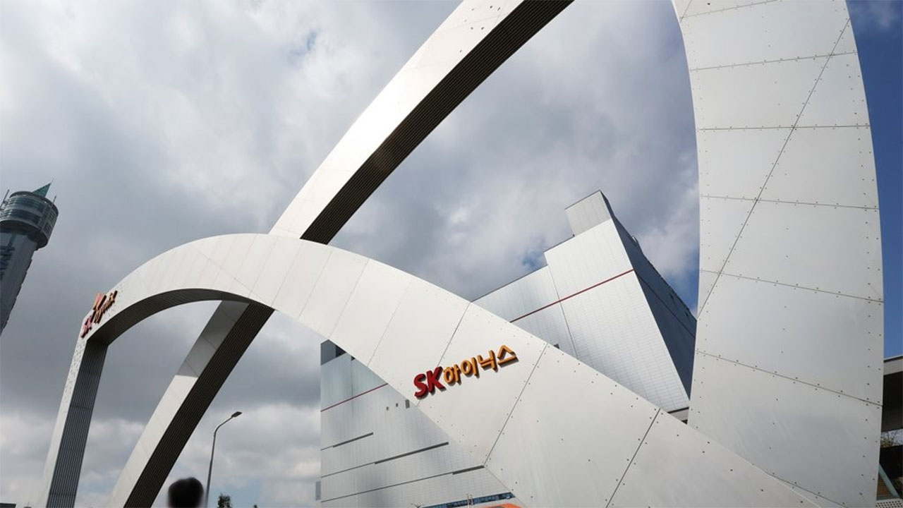 SK하이닉스, HBM3E 세계 최초 대량 양산‥엔비디아에 납품