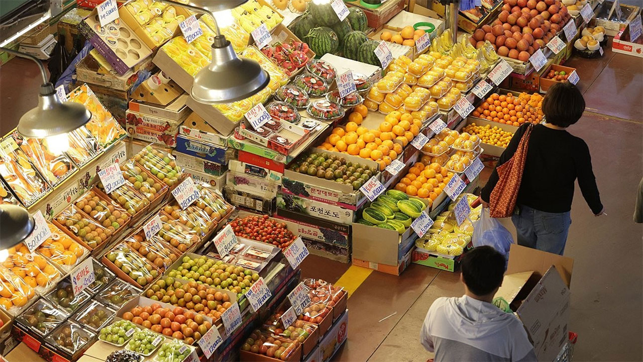 소상공인·전통시장 경기전망 두 달째 동반 '악화'