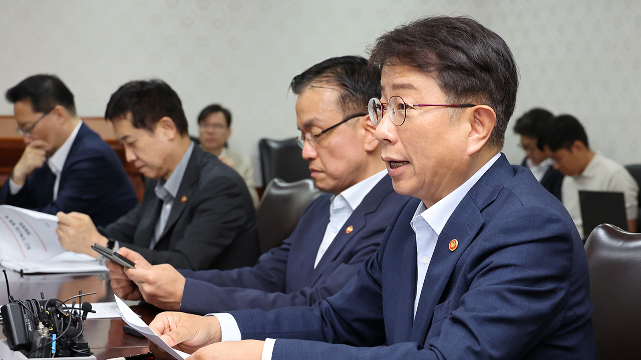 국토부 장관 "향후 수도권 주택 공급 충분"‥'공급 부족론' 반박