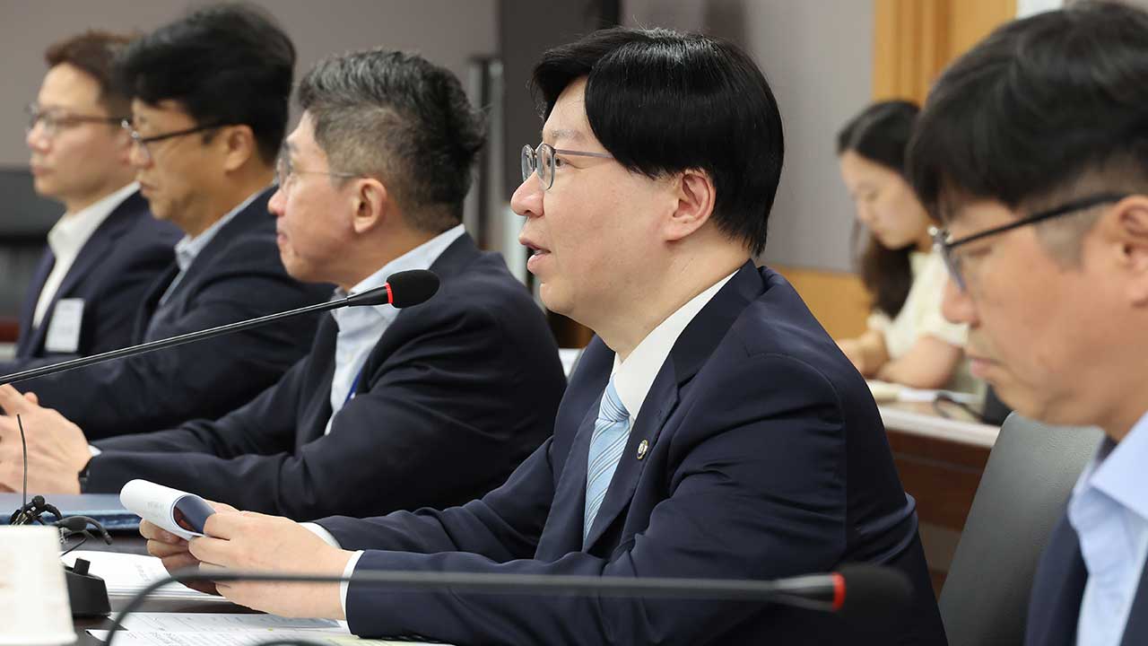 카드사, 가맹점에 결제 대금 하루 더 빨리 준다