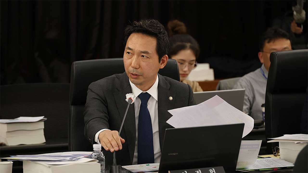 "스팸 폭탄 급증했는데 올해 행정처분의뢰는 오히려 감소"