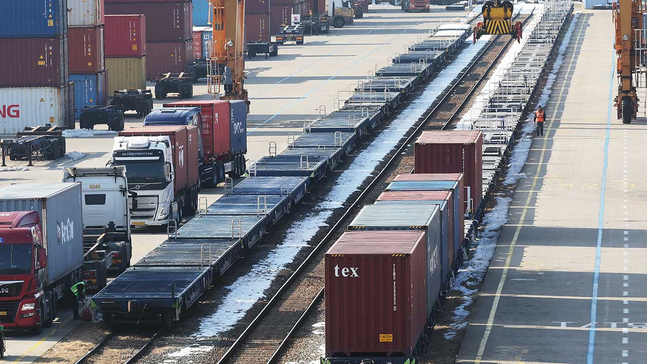 철도파업 닷새째, 열차 감축 운행‥오후 평시 대비 69%