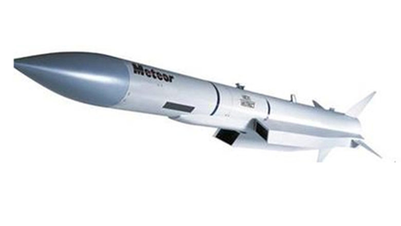 국산전투기 KF-21, 사거리 200km '미티어' 첫 실사격 성공