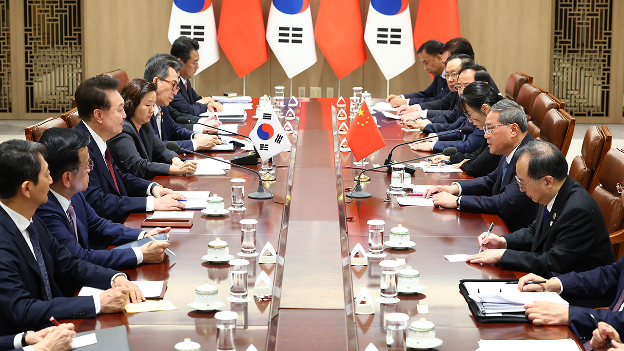 한중, '외교·안보대화' 신설‥FTA 2단계 협상 재개 합의