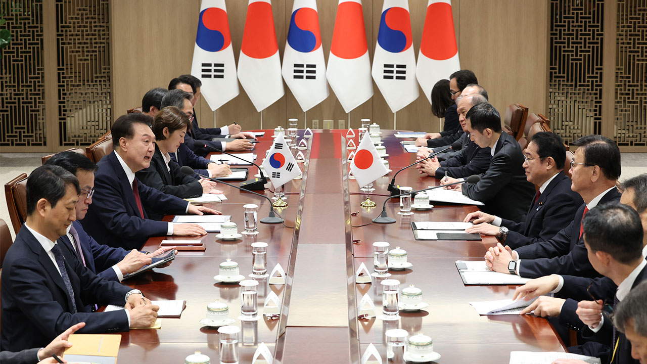 한일 정상 "관계 도약 전기 마련해야"‥"신뢰 바탕 셔틀외교 지속"