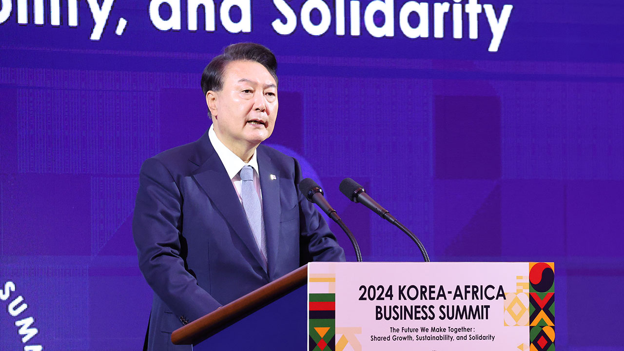 윤 대통령 "한-아프리카 핵심광물 파트너십으로 자원협력 확대"