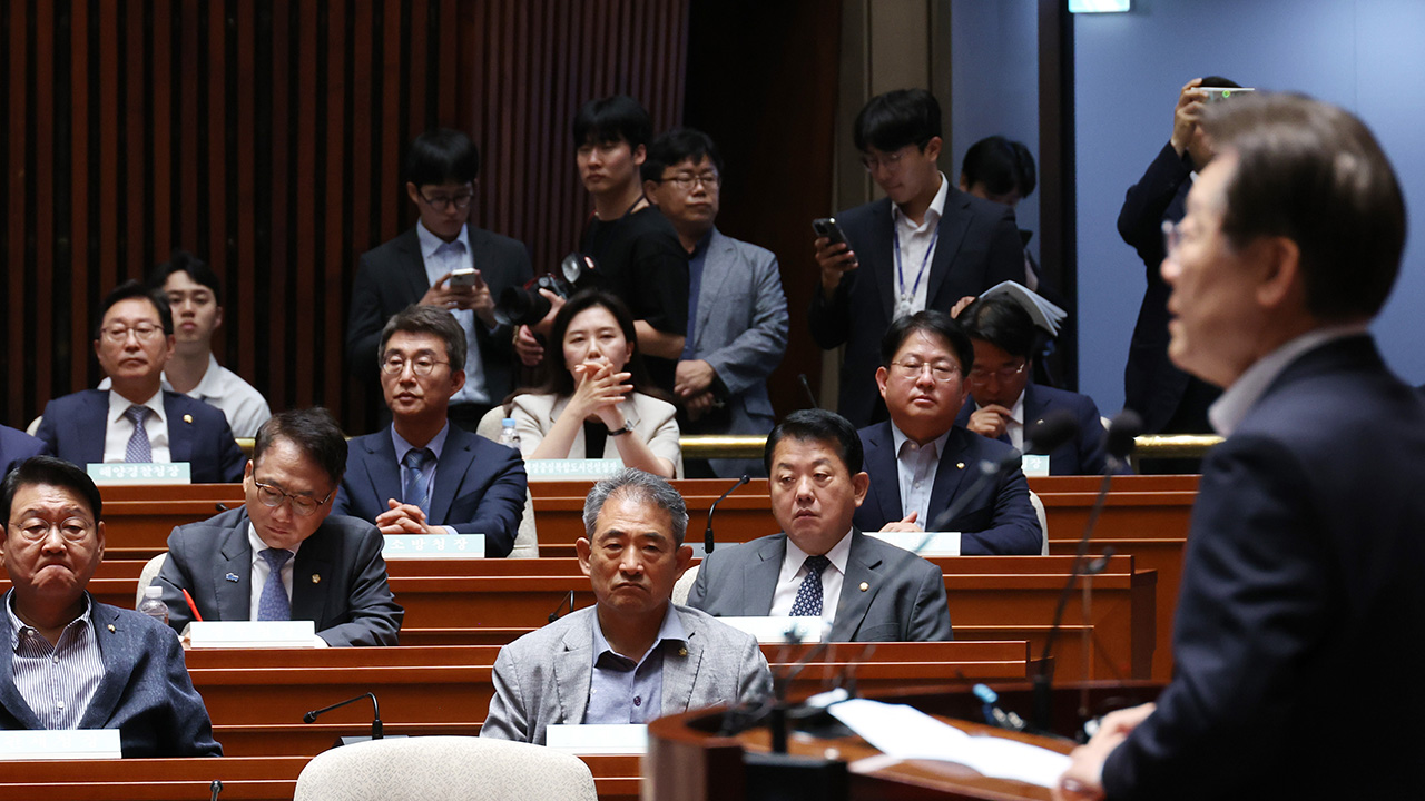 민주당, '패스트트랙 단축' 국회법 발의‥'시행령' 무력화 법안도
