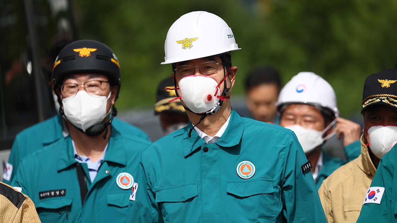 한 총리 화성 공장화재 현장 찾아 "유가족 지원에 만전"