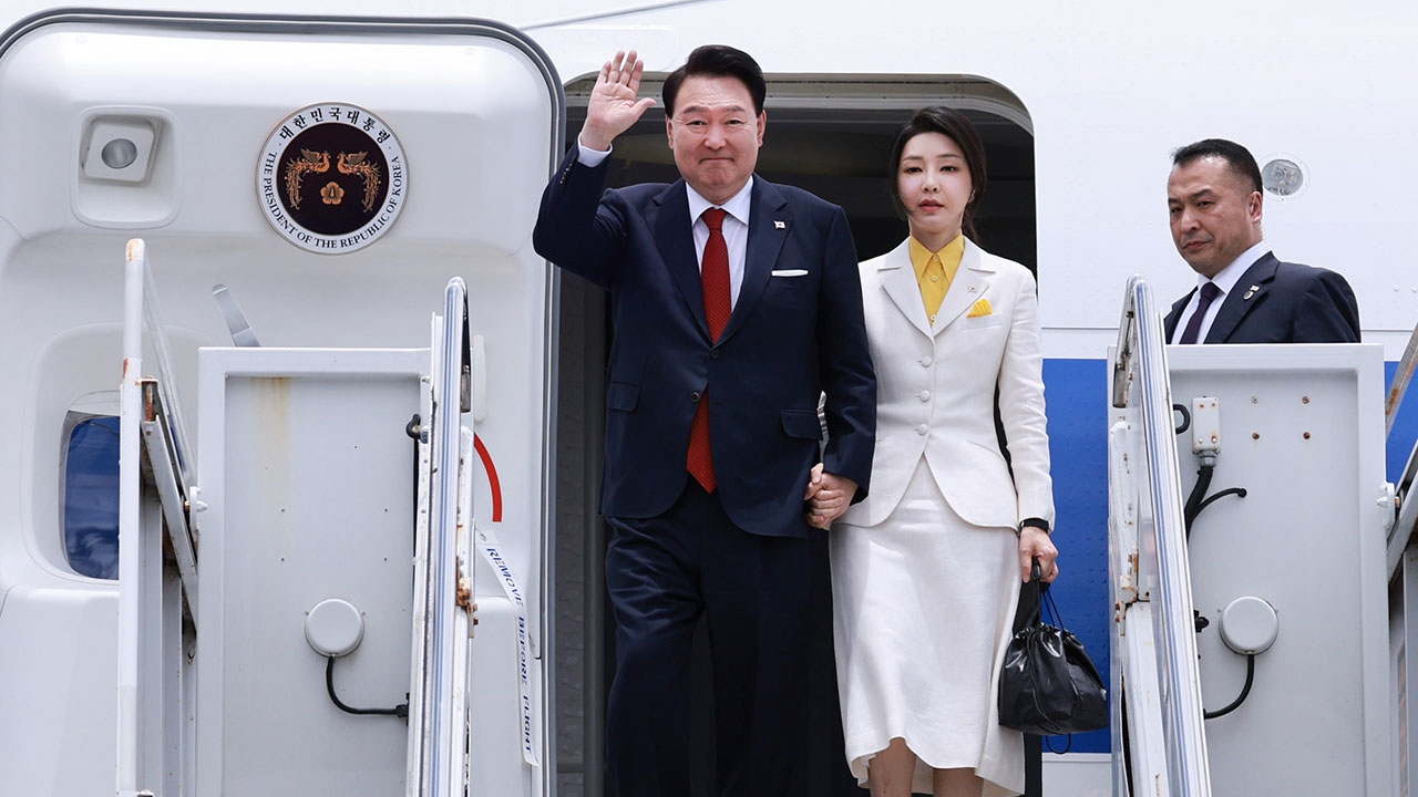 윤 대통령 부부, 하와이 도착‥2박 5일 방미 일정 시작