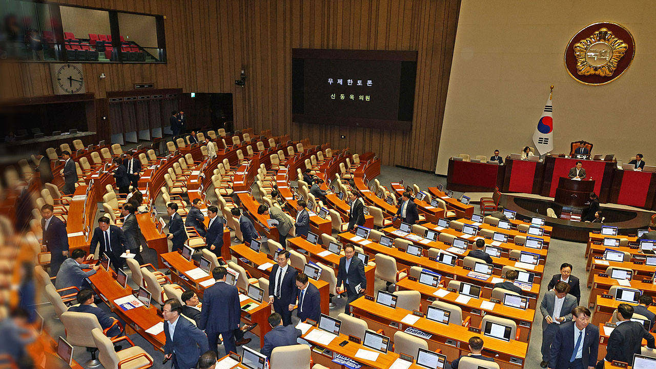 방송4법 나흘째 필리버스터‥"편향방송 속내"·"정권의 꼭두각시"
