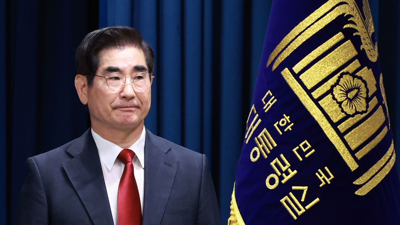 야당 국방위원들 "'입틀막'·'수사외압' 김용현 지명 철회하라"