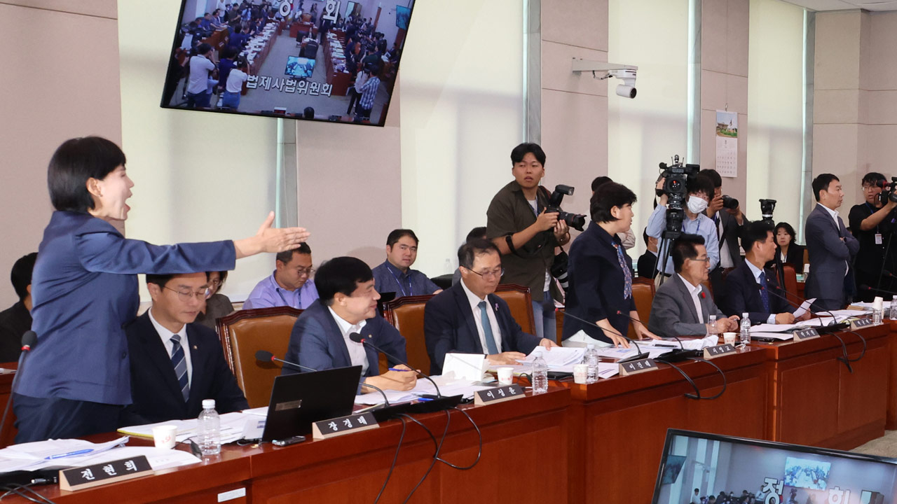 첫 검사 탄핵 청문회 "민주당 탄핵당이냐"‥"불출석 김건희·김영철 고발"