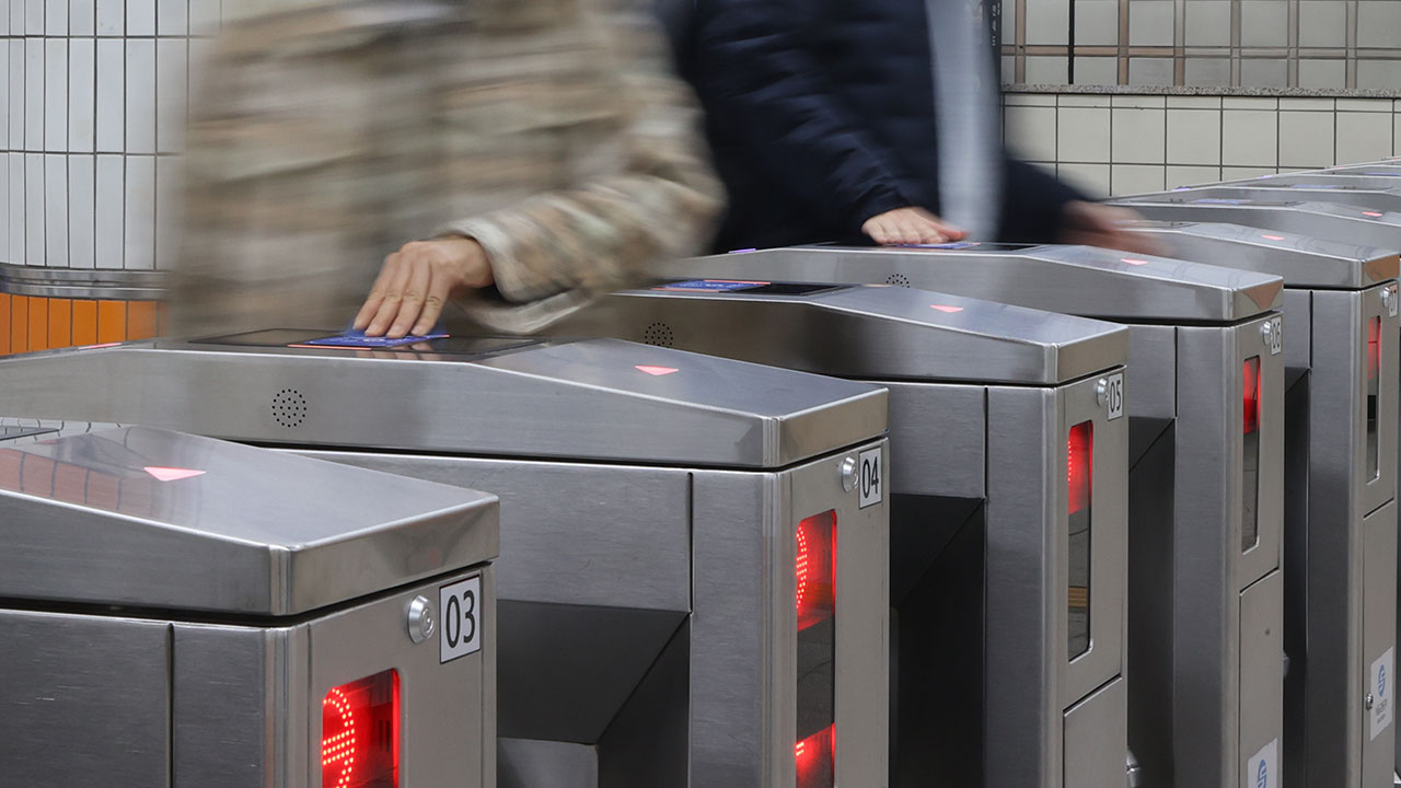 서울 지하철 기본요금 하반기 150원 인상‥"관계기관 협의"