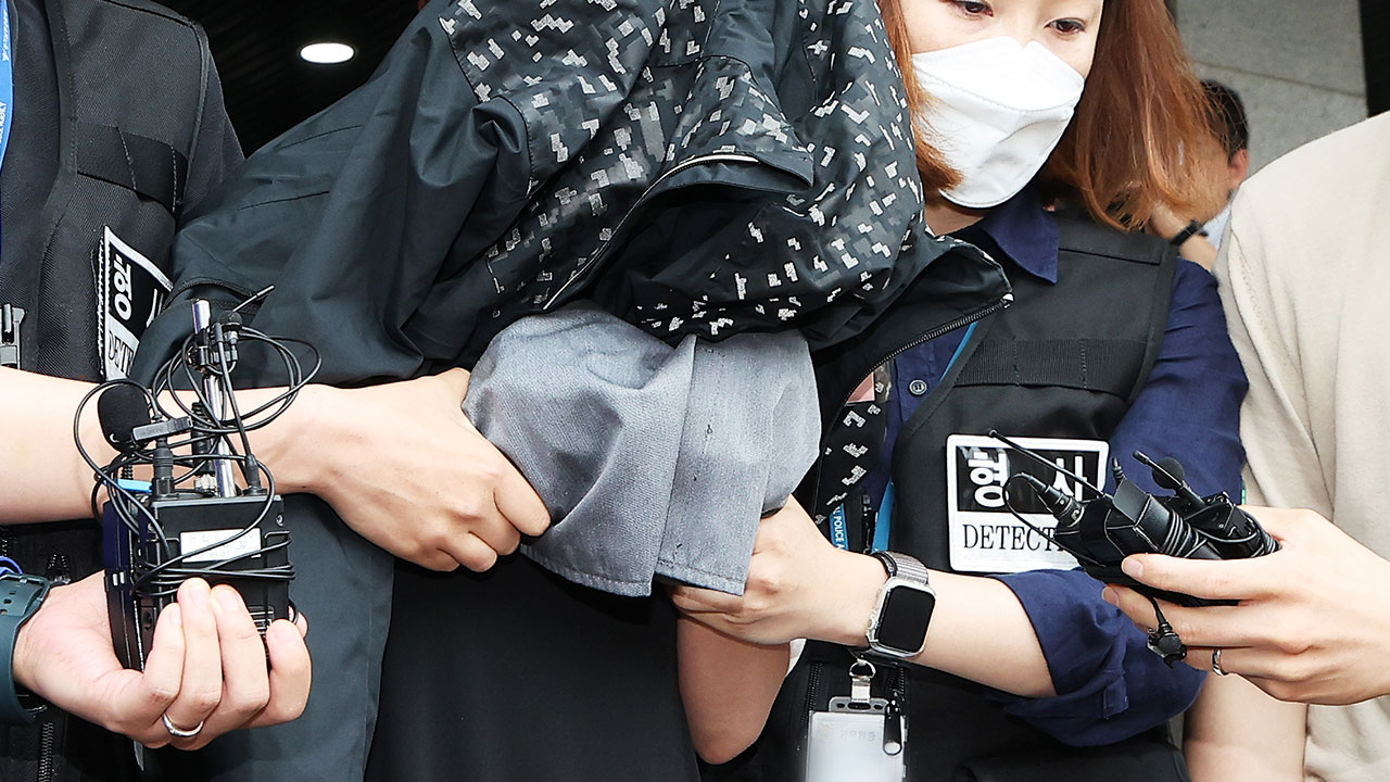 검찰, '수원 냉장고 영아 시신' 30대 친모에 징역 15년 구형