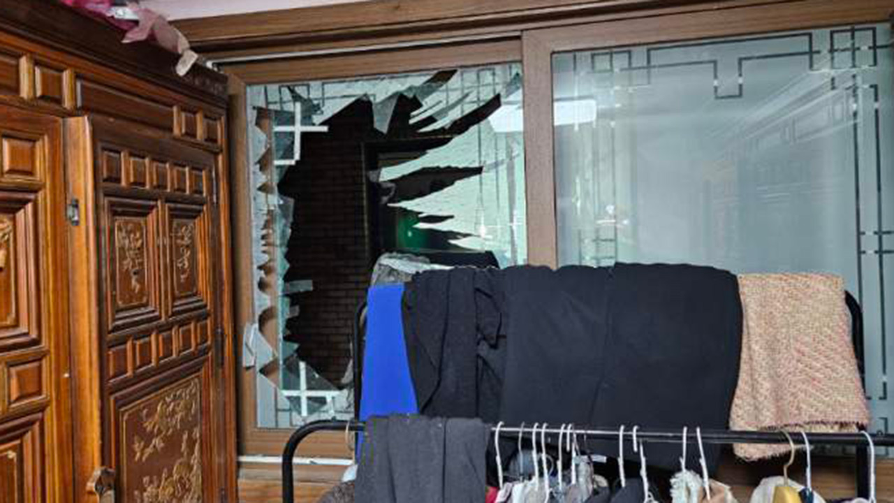 충북 청주 주택에서 가스 폭발‥3명 경상, 주민 20명 대피