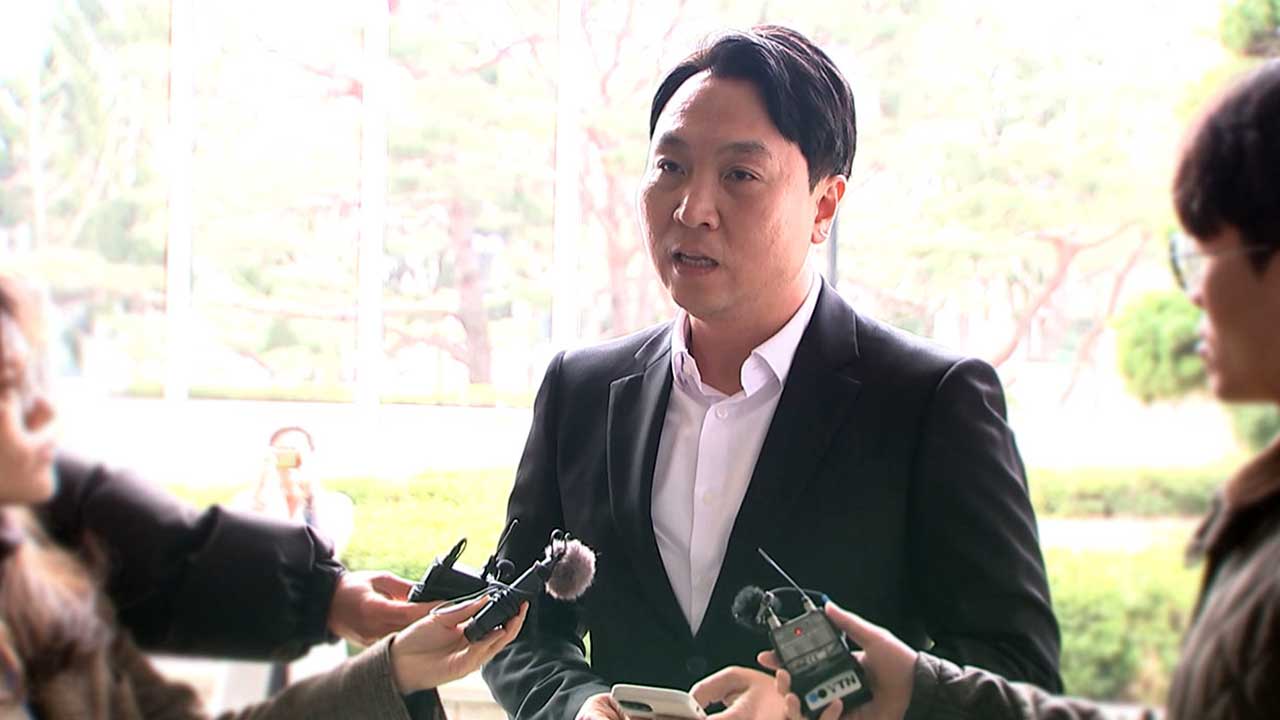 경찰, JTBC 명예훼손 혐의로 봉지욱 기자 출석 요구