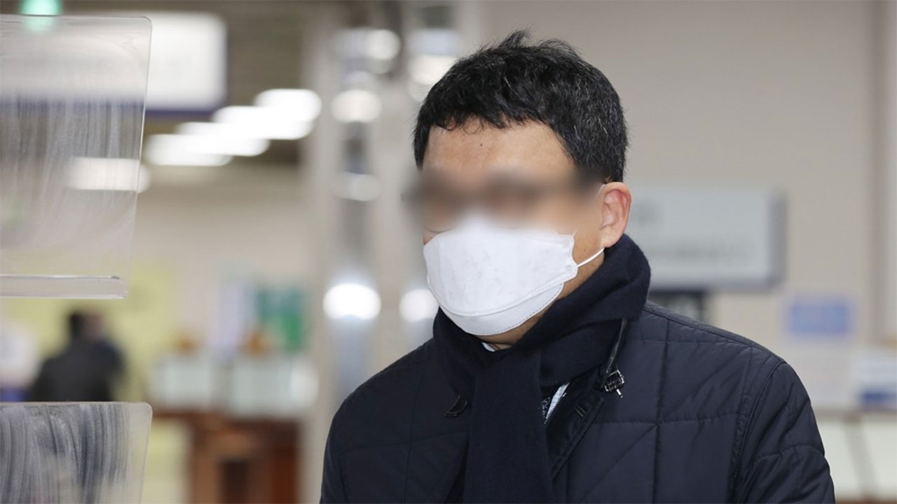 2심도 "고 김홍영 검사 폭행 전 부장검사, 국가에 8억여 원 배상해야"