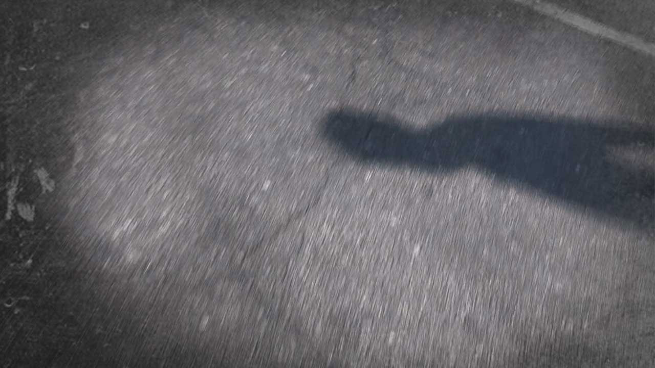 대낮 길거리서 모친 흉기로 찌른 40대 구속