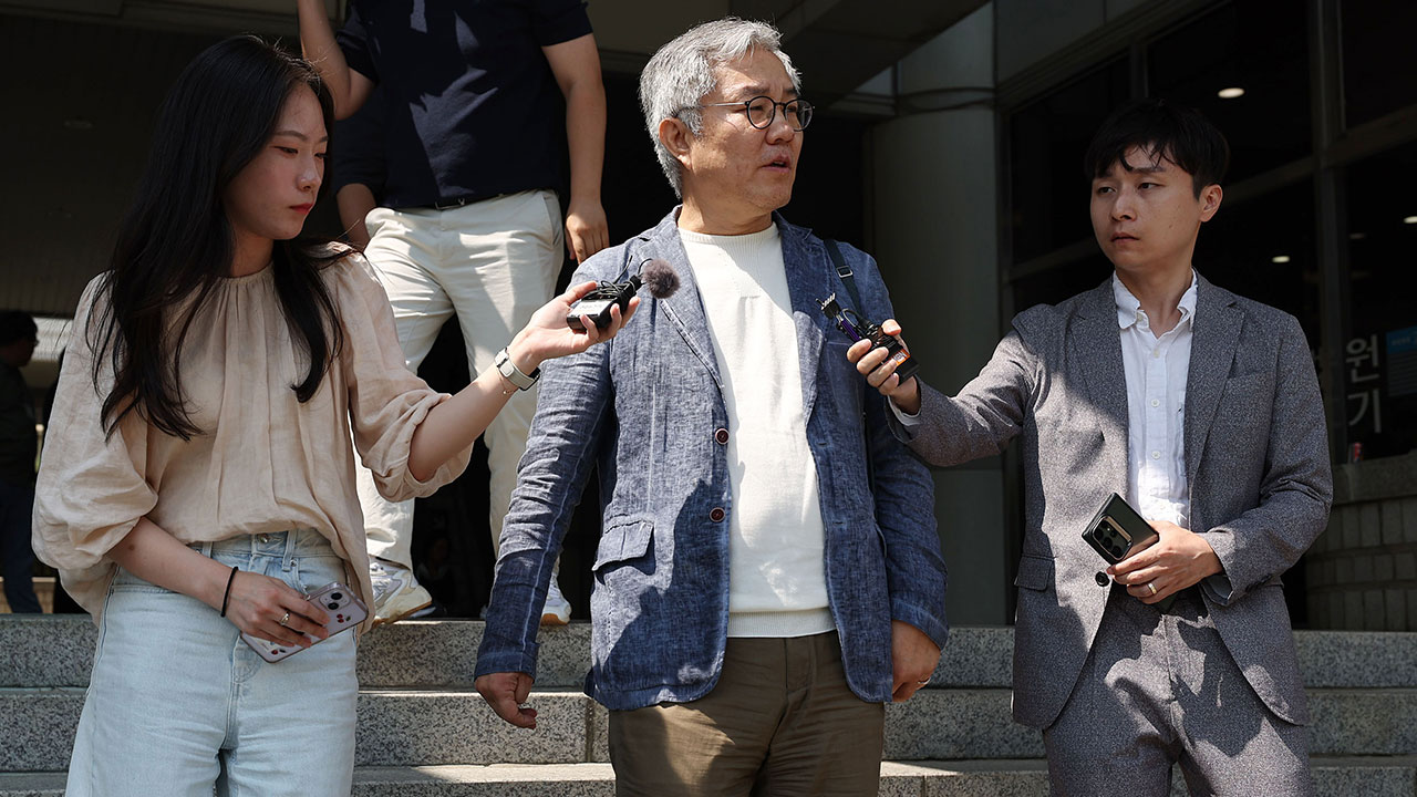 최강욱, '조국 아들 인턴 확인서 허위 발언' 항소심서 80만 원 벌금형