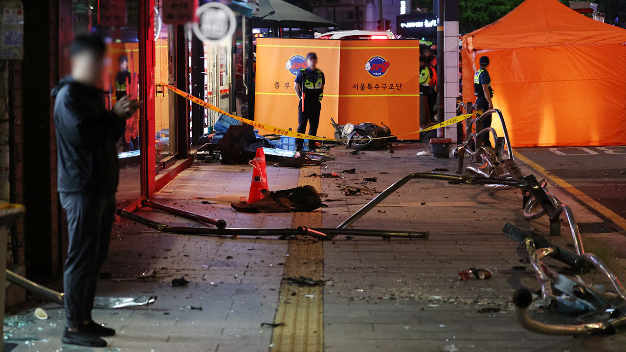 서울 시청역 교차로 역주행 차량 인도 돌진‥13명 사상