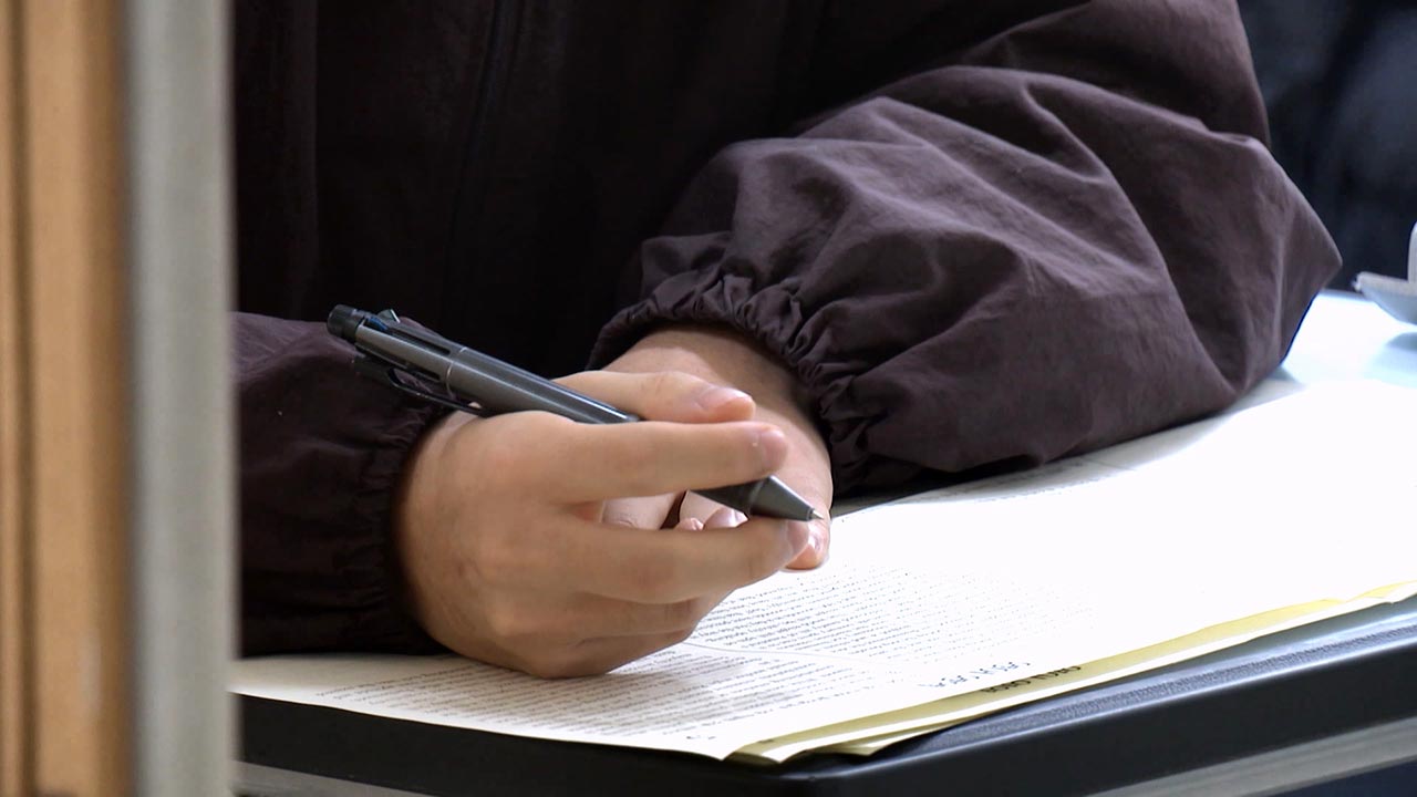 "수능영어 듣기평가 오류로 시험 망쳐"‥법원 "국가 책임 없다"