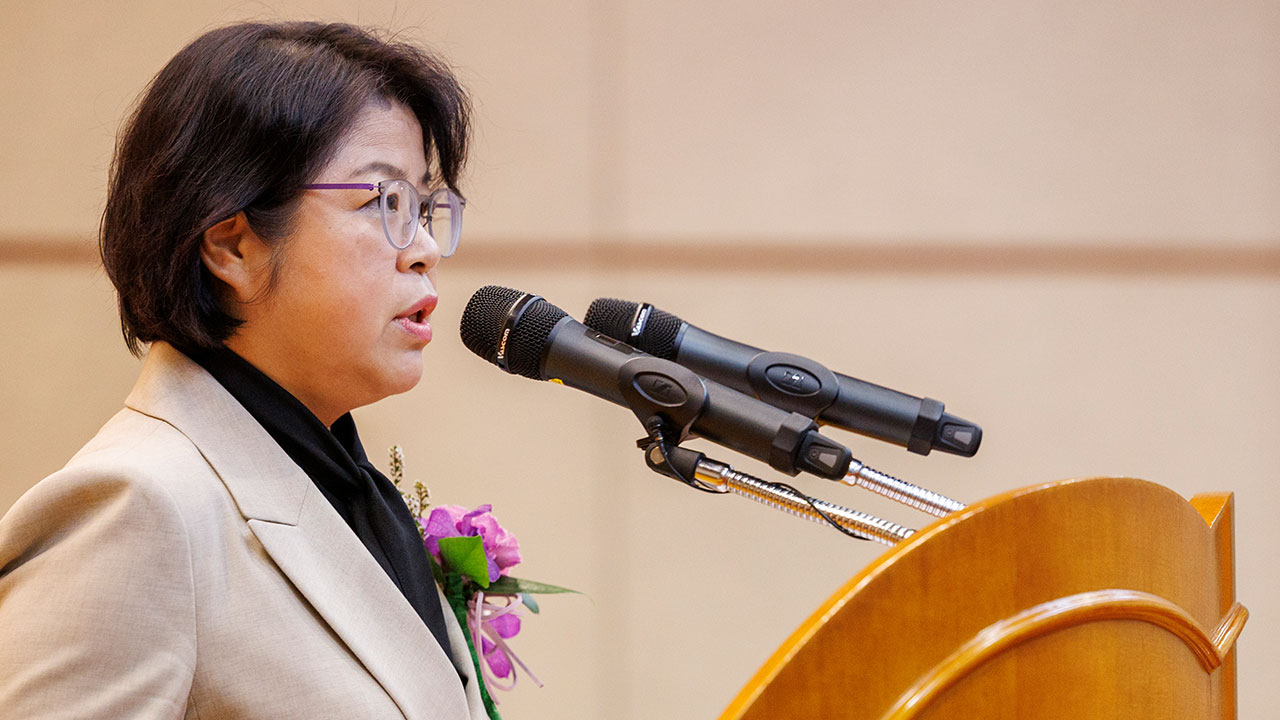 김복형 헌법재판관 취임‥"헌법가치 수호 위한 최선의 길 치열하게 고민"