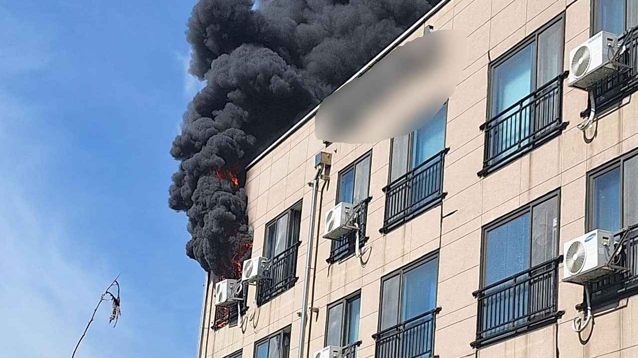 경기도 이천 다세대주택 화재‥전동킥보드 발화 추정