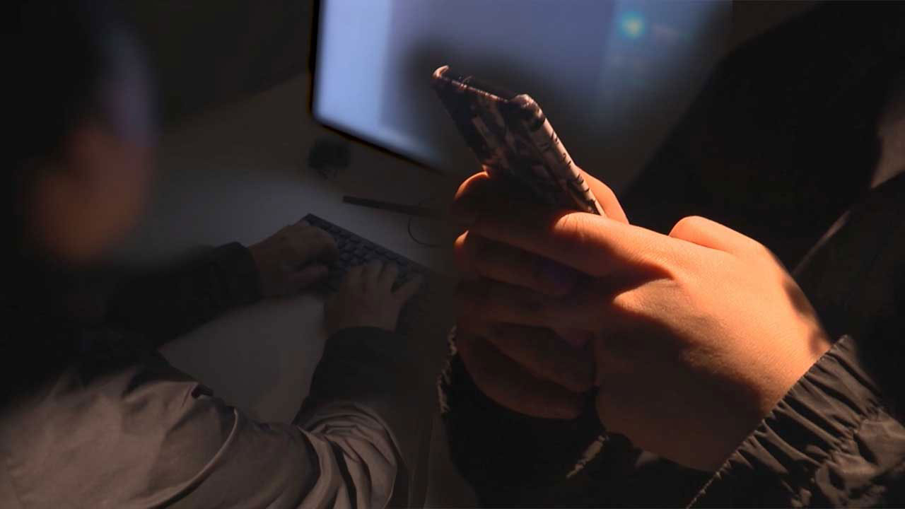 검찰, 딥페이크 영상 4백 개 만들어 '지인 능욕방' 운영한 20대 대학생 구속기소